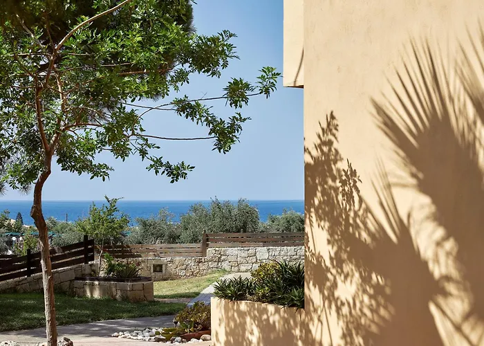 Apartmanhotel Kreta 4*